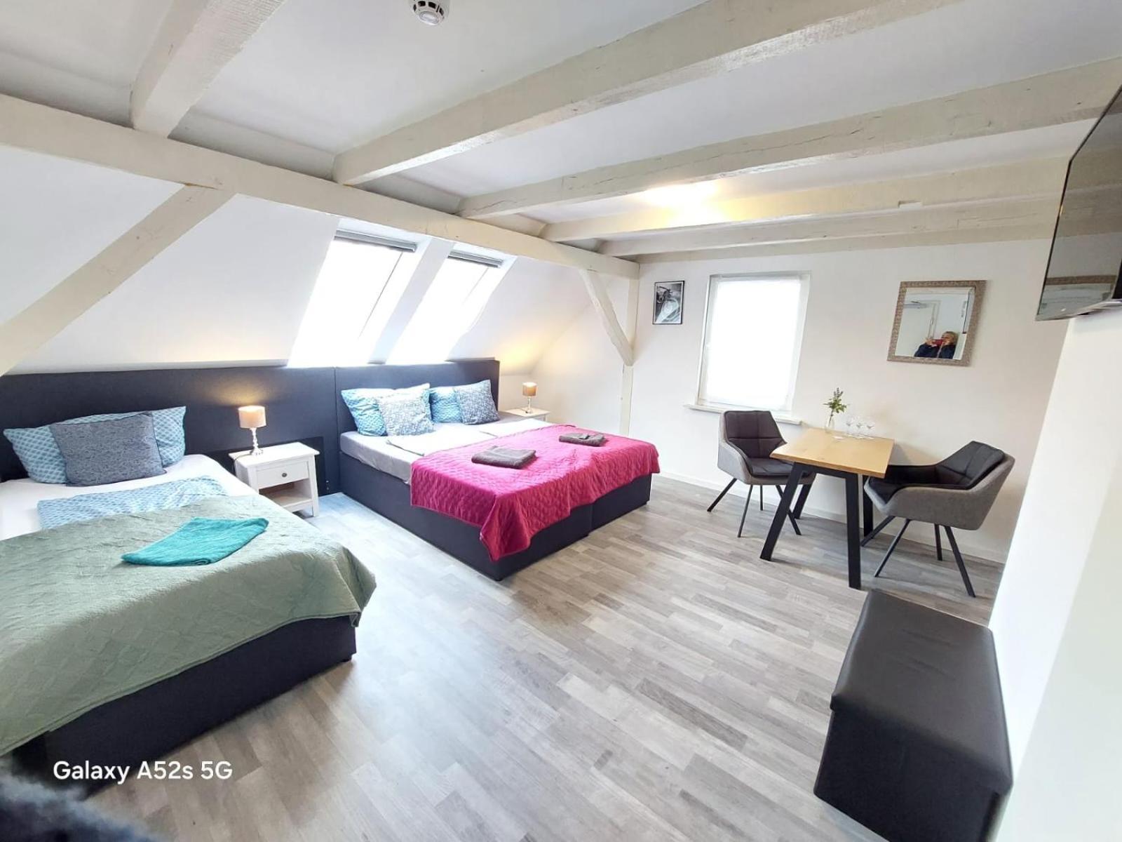 Hotel ราเดอฟอร์มวัลด์ ภายนอก รูปภาพ